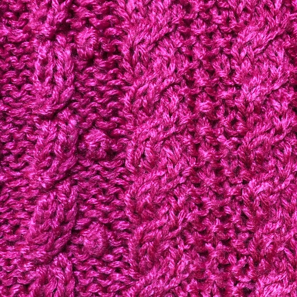 Vintage 80’s Chunky Cable Knit Sweater Vest - Picture 6 of 17